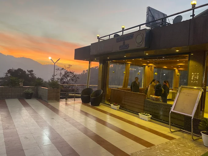 Restaurant sunset